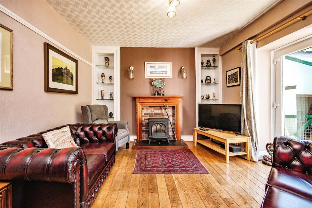 House in Carmarthen, Johnstown - View 5