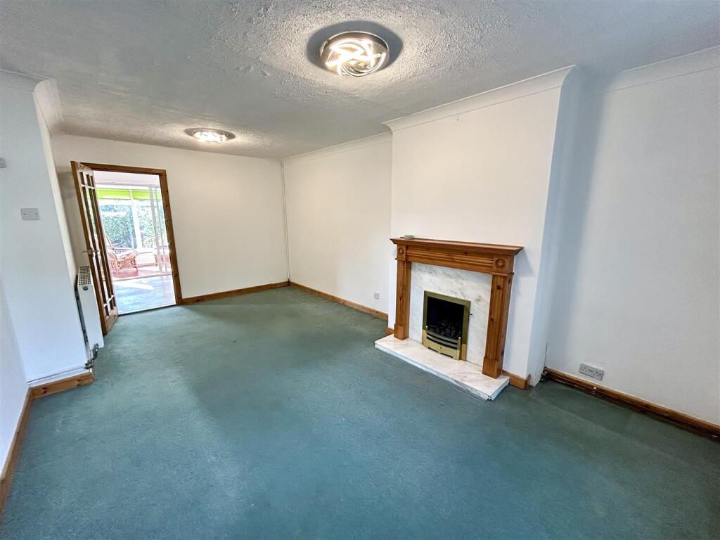 House in Leominster, Herefordshire - View 4