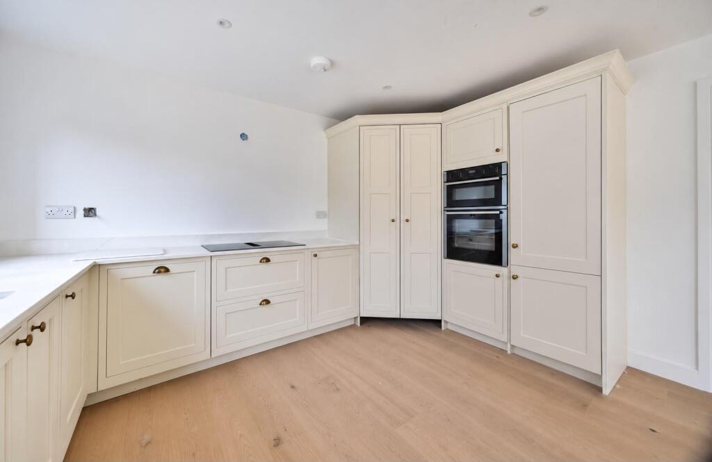 House in Bath, Shepton Montague - View 3