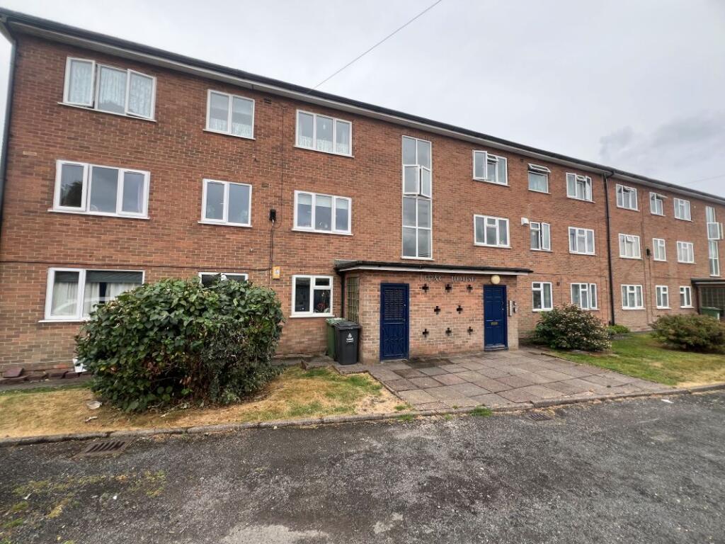 Main image of property: Flat 8 Lilac House, Springhill Close, Walsall, WS4 1QJ