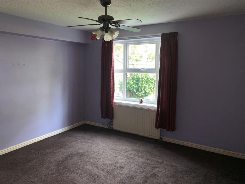 30 Belfry Court, Wakefield, West Yorkshire, WF1 3TY photo 4