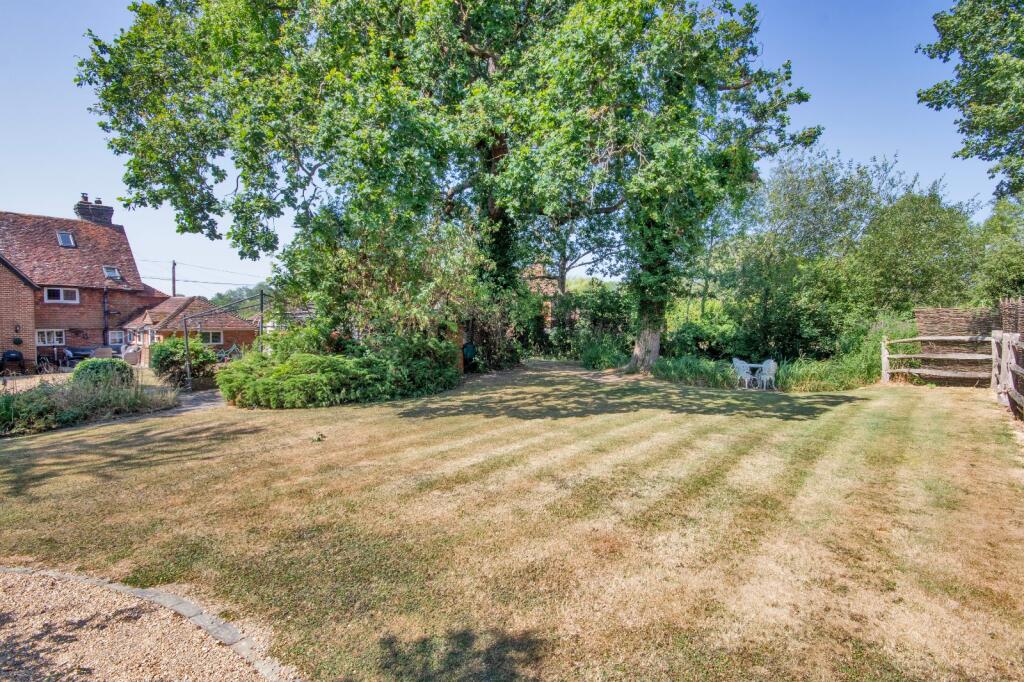 House in Sevenoaks, Chiddingstone - View 2