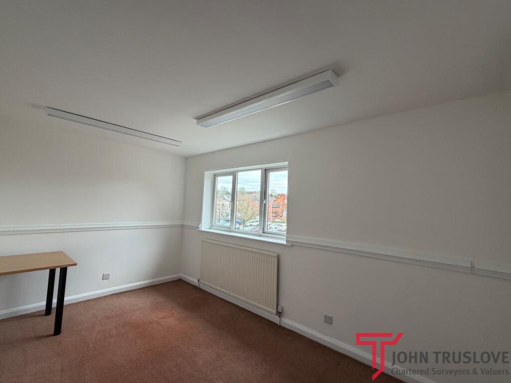 Additional image 5 of First Floor, 20 St. John Street, Bromsgrove, B61 8QY