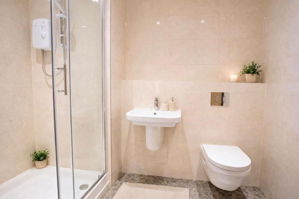 Apartment in Sheffield - View 5