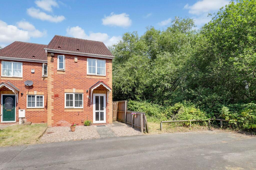 Main image of property: Bullfinch Road, Nottingham, NG6