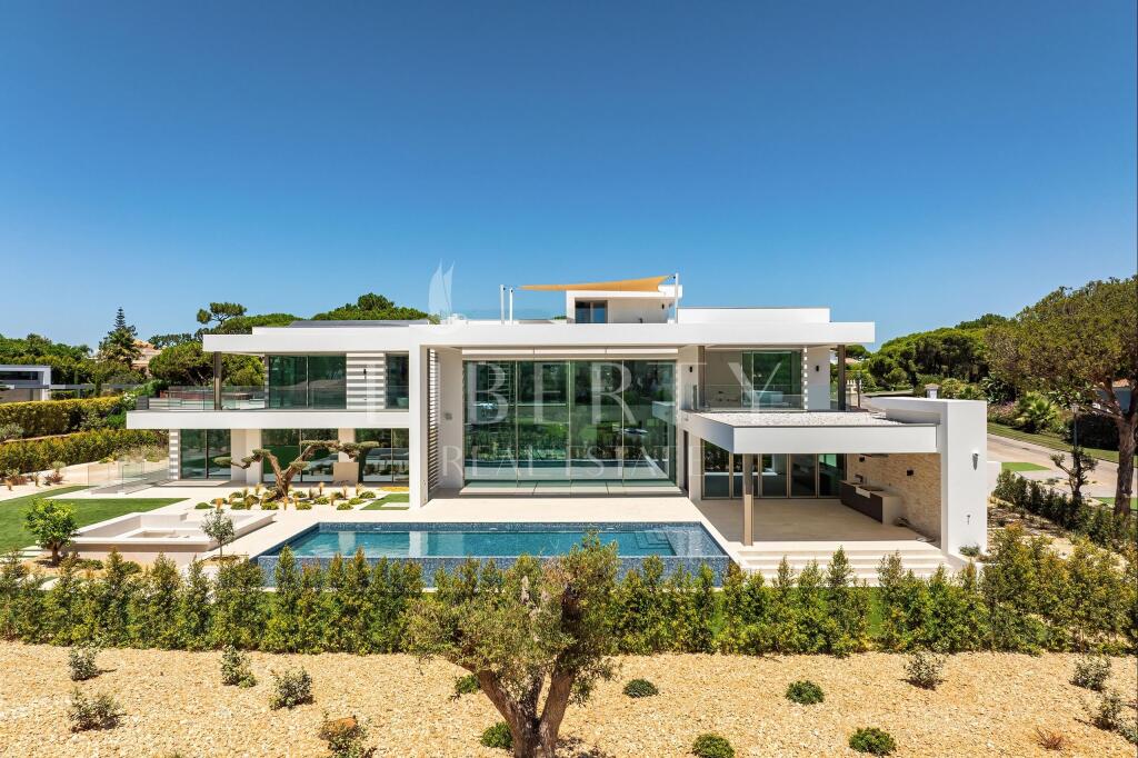 Main image of property: Algarve, Quinta Do Lago