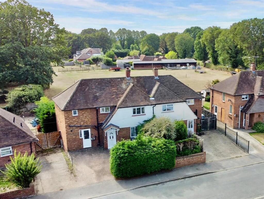 Main image of property: Broadley Green, Windlesham