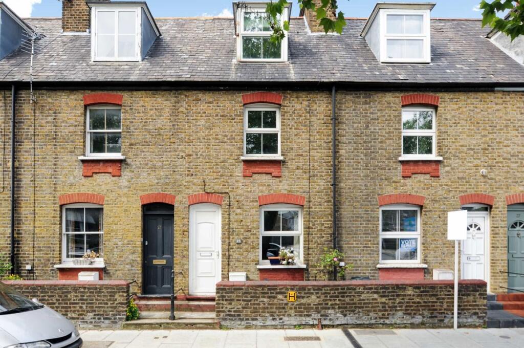 Main image of property: Lower Mortlake Road, Richmond