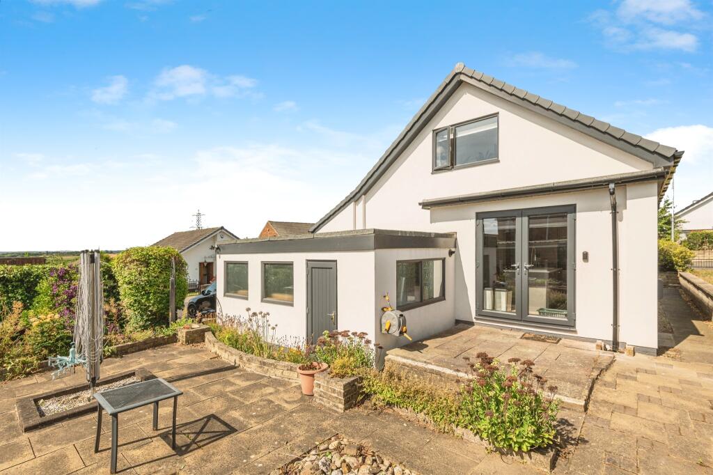 Main image of property: Redhill Crescent, Tingley, Wakefield