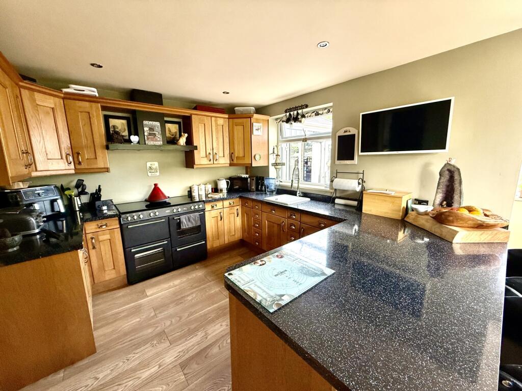 House in Stockton-on-Tees - More