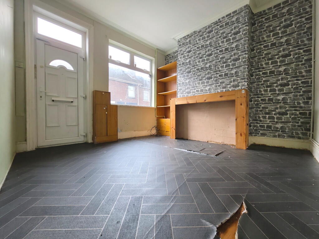 House in Stoke-on-Trent - View 5