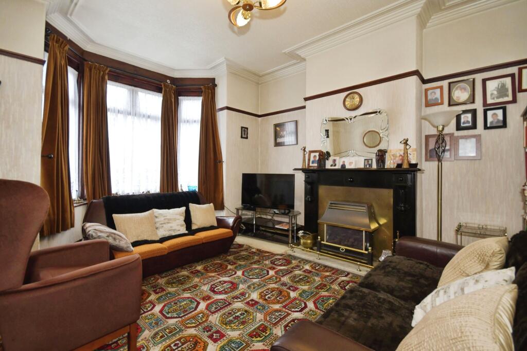 Goddard Hall Road, Sheffield, S5 photo 4