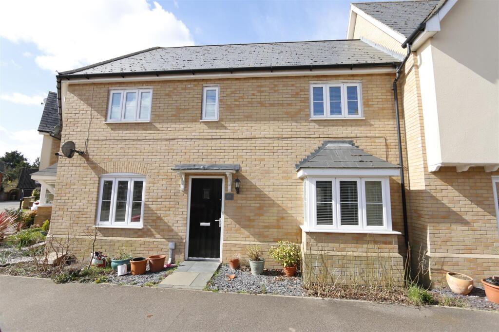 Main image of property: Heronslee, SHEFFORD