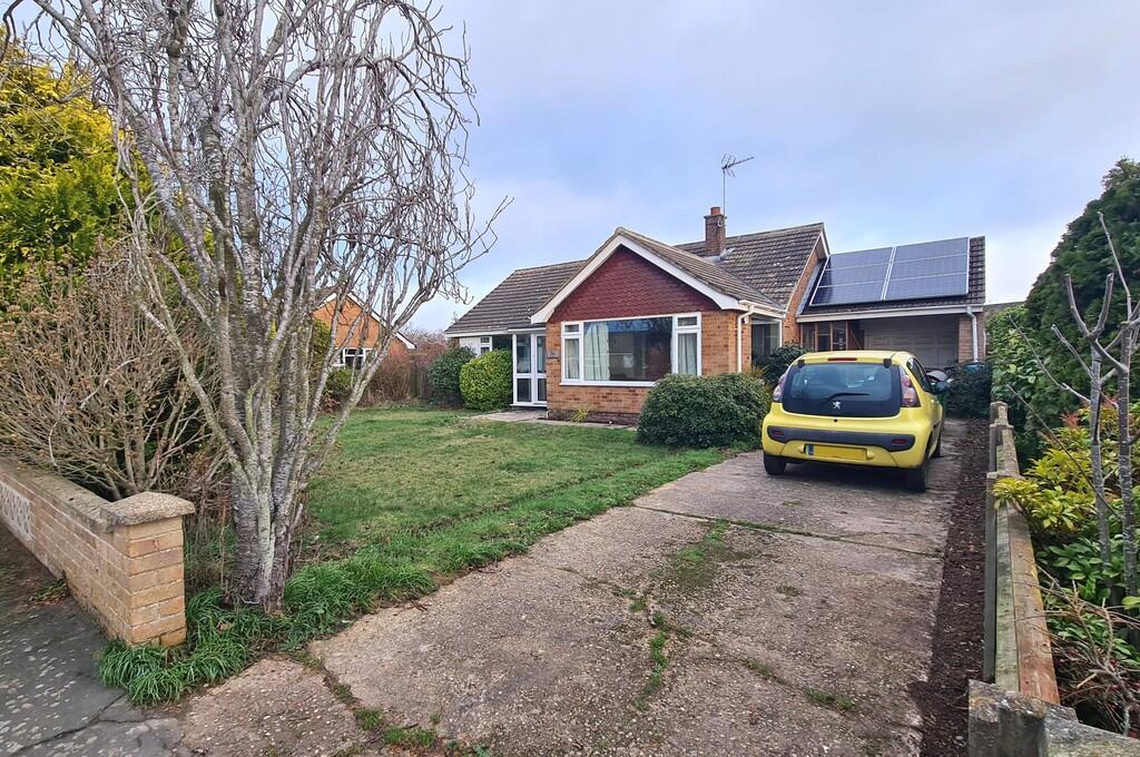 2-bed bungalow on Spenser Avenue, North Walsham, £300,000