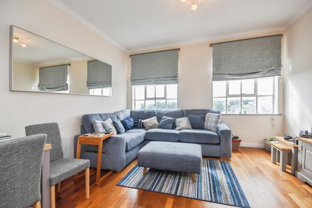Apartment in Chelmsford, Moulsham - View 5