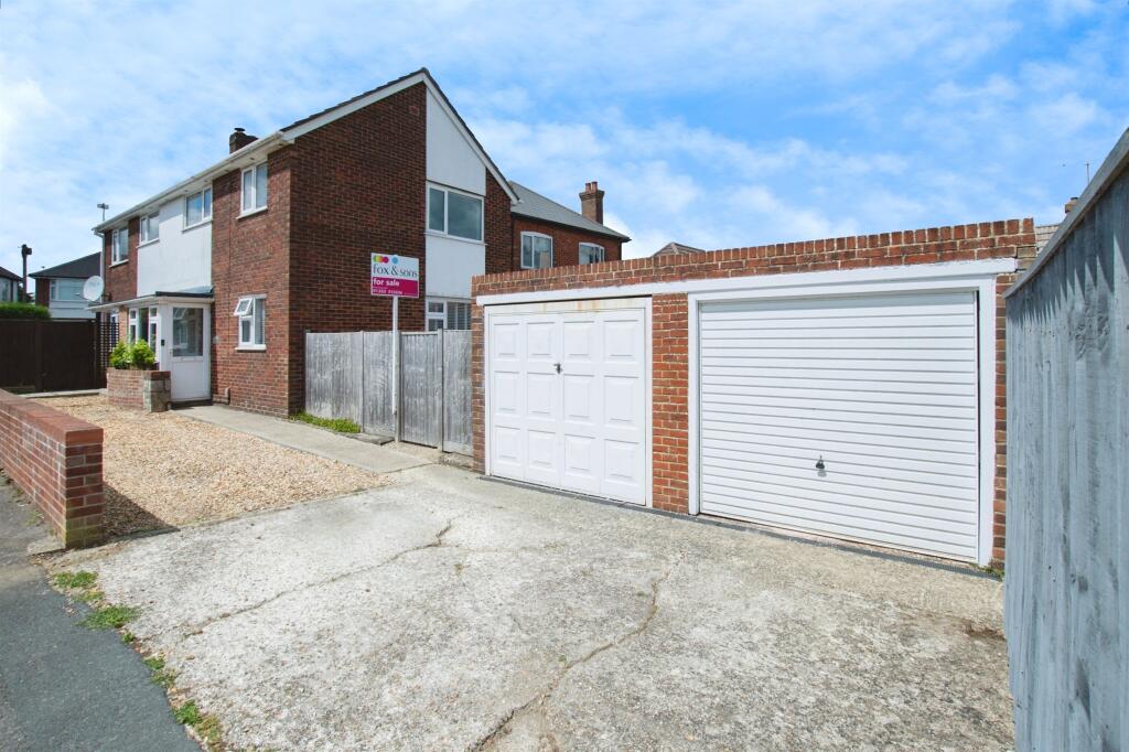 Heaton Road, Bournemouth