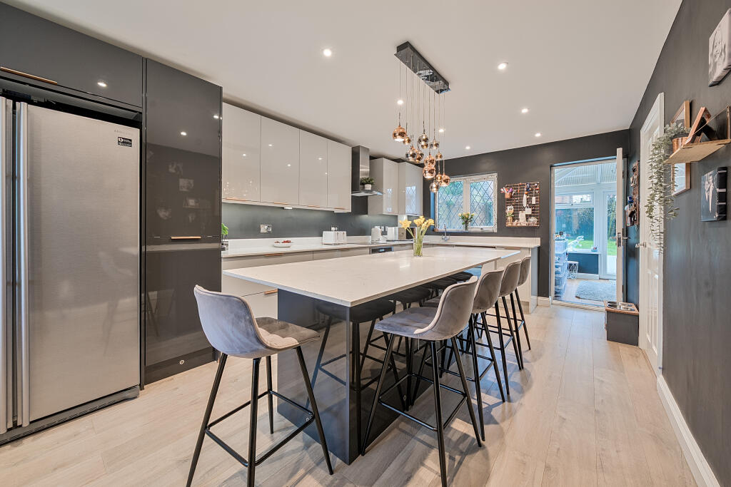 House in Plymouth, Steer Park - View 2