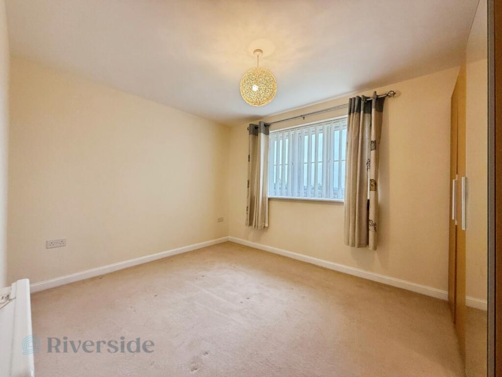 Apartment in Hull - More