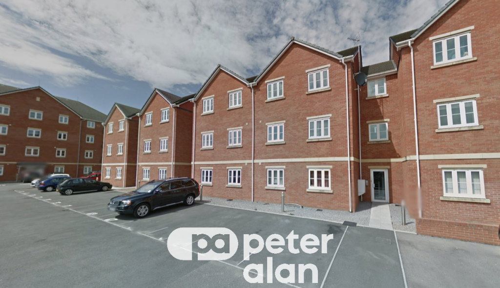 Apartment in Cardiff, Llanishen - View 2