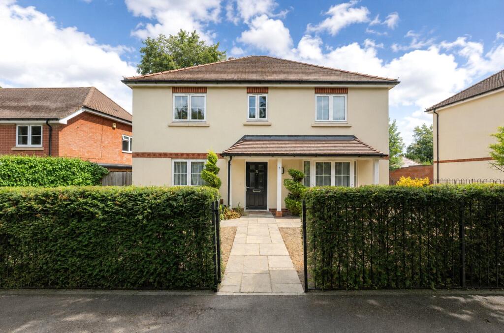 Main image of property: Wardle Avenue, Tilehurst, Reading