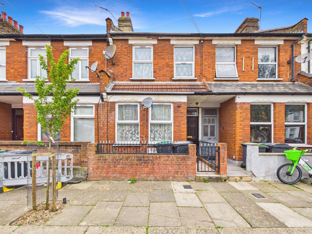 Main image of property: Cissbury Road, London
