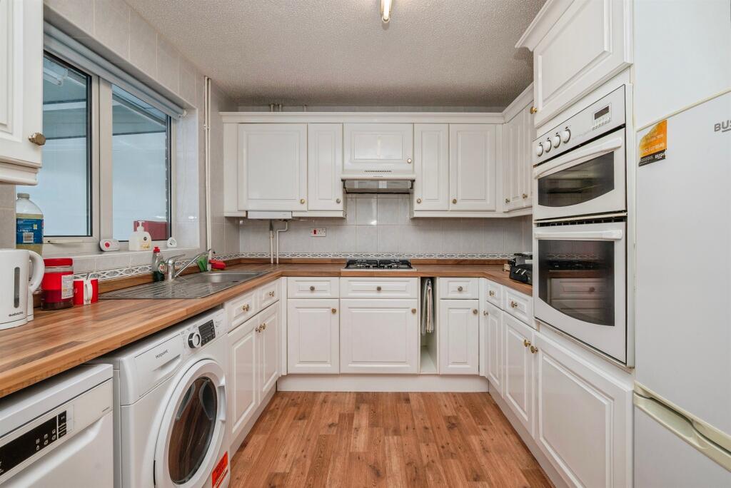 Hazell Road, North Walsham photo 2