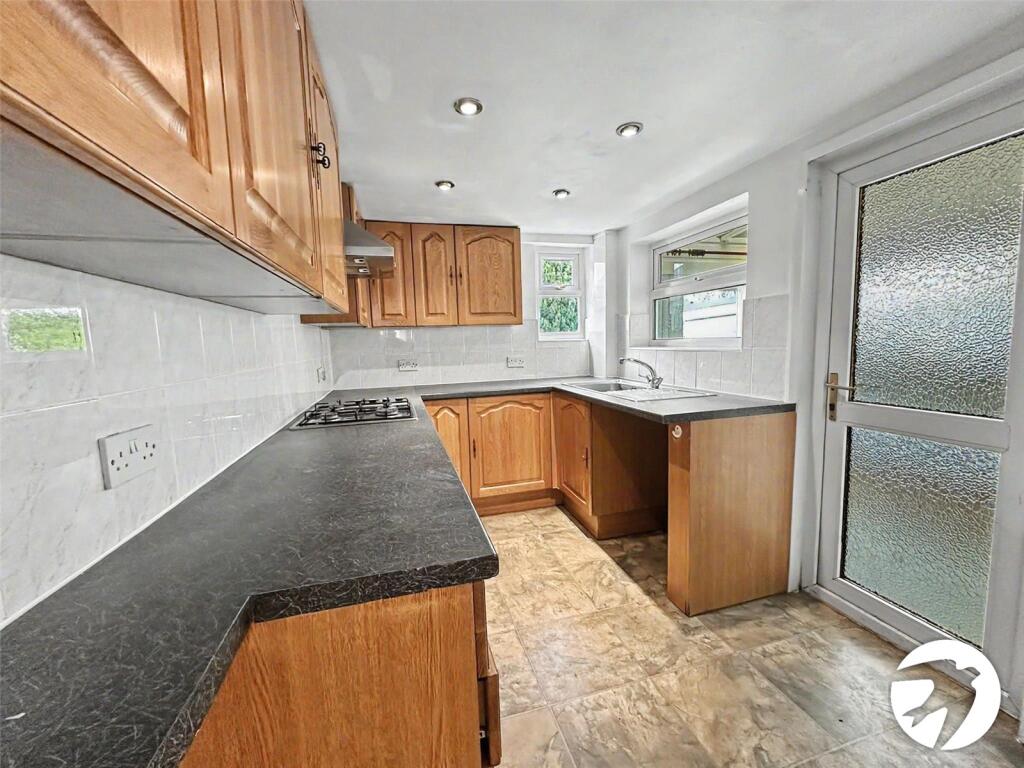 House in Chatham, Medway - View 2