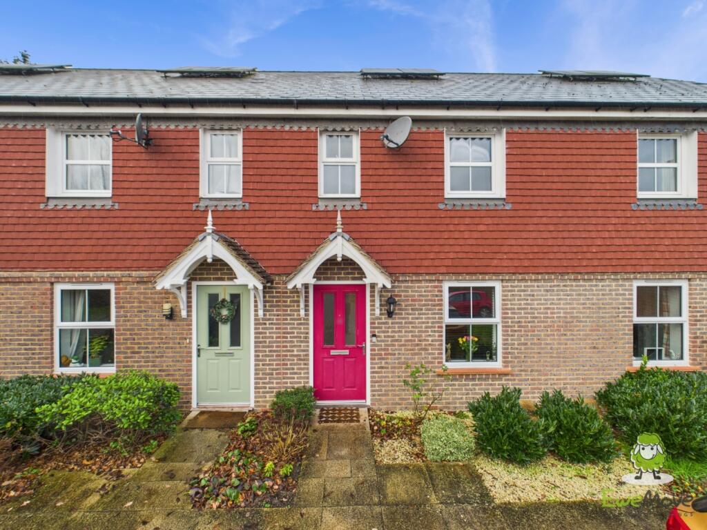 Main image of property: Chilworth Way, Sherfield-on-Loddon, Hook, Hampshire, RG27