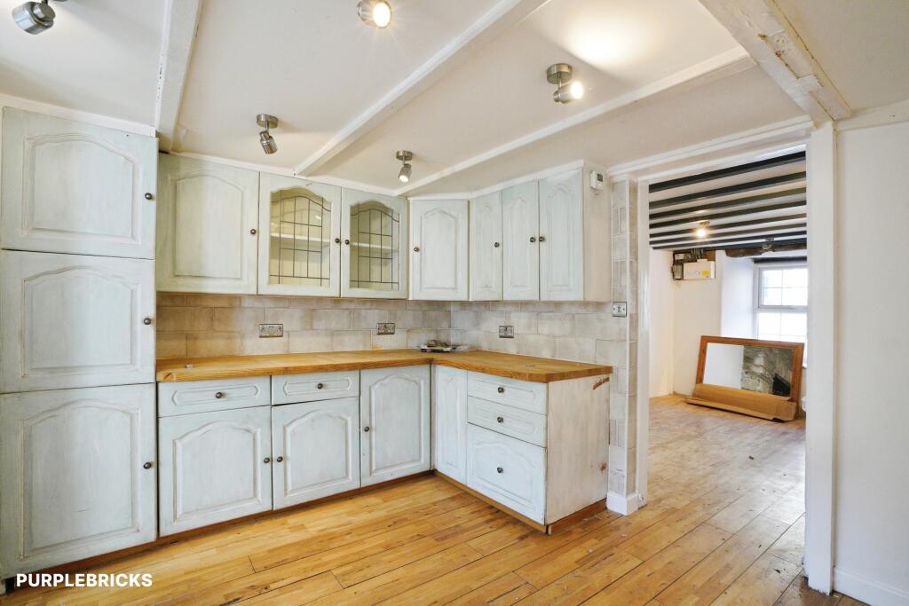 House in Plymouth - View 5