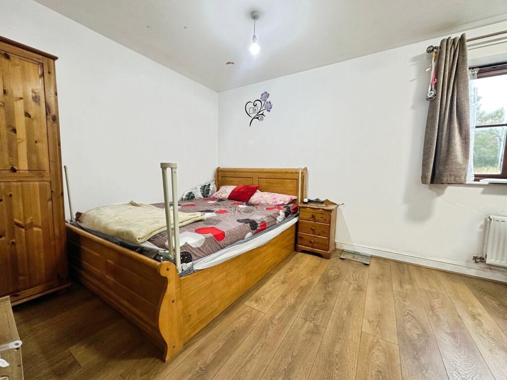 House in Reading - View 4