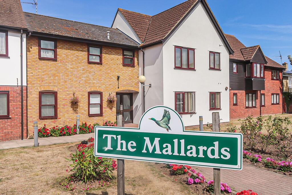 Main image of property: High Street, Great Wakering, SS3