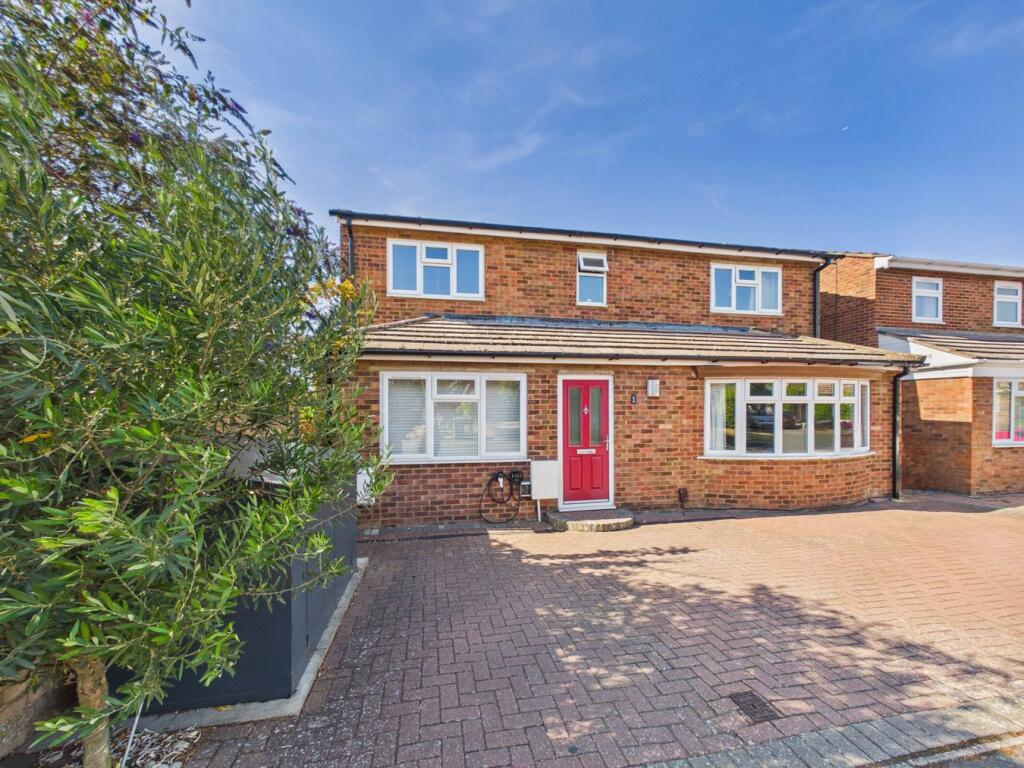 Main image of property: Cedar Close, Melbourn, Royston, SG8