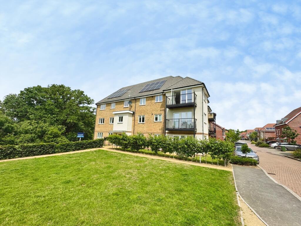 Main image of property: Ellwood Fields, Binfield, Bracknell