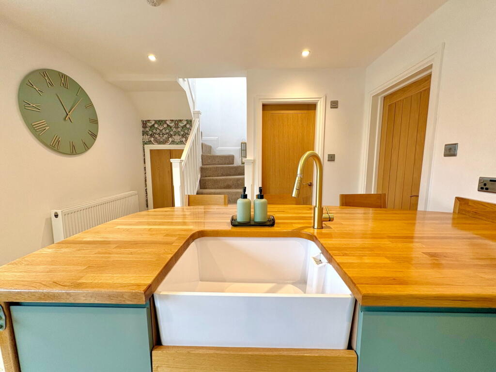 House in Stockport, Greater Manchester - View 5