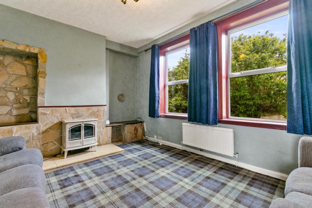 Sykes Terrace, Neilston, G78 photo 3