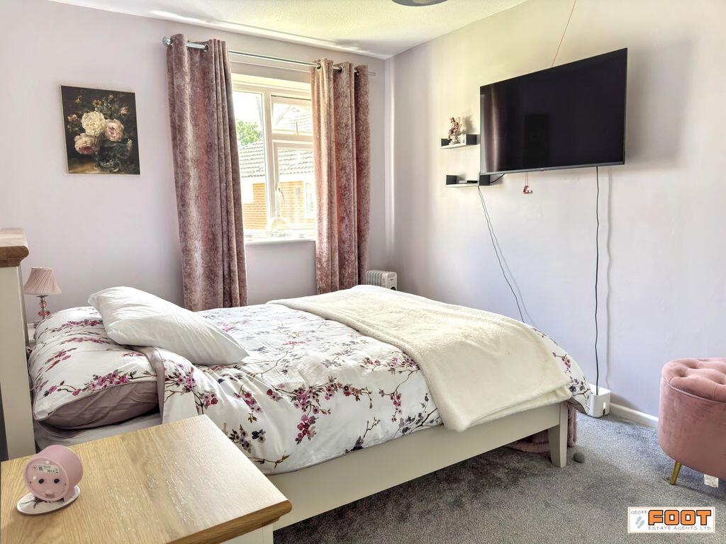 Goldring Close, Hayling Island photo 4