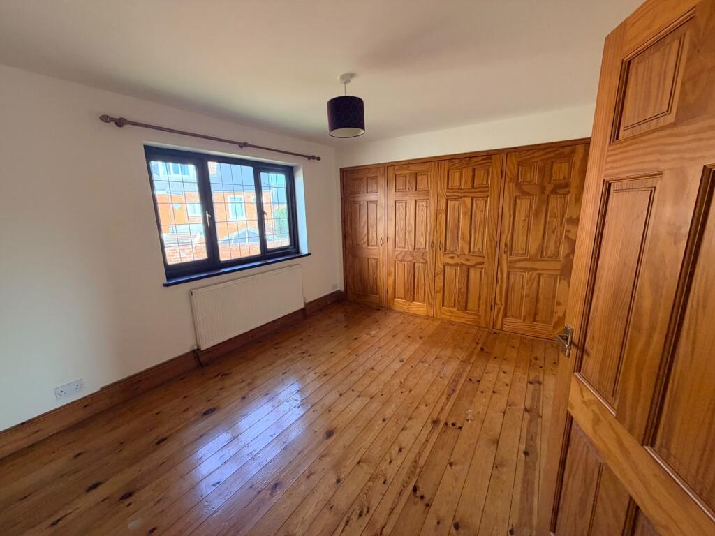House in Sheffield - View 4