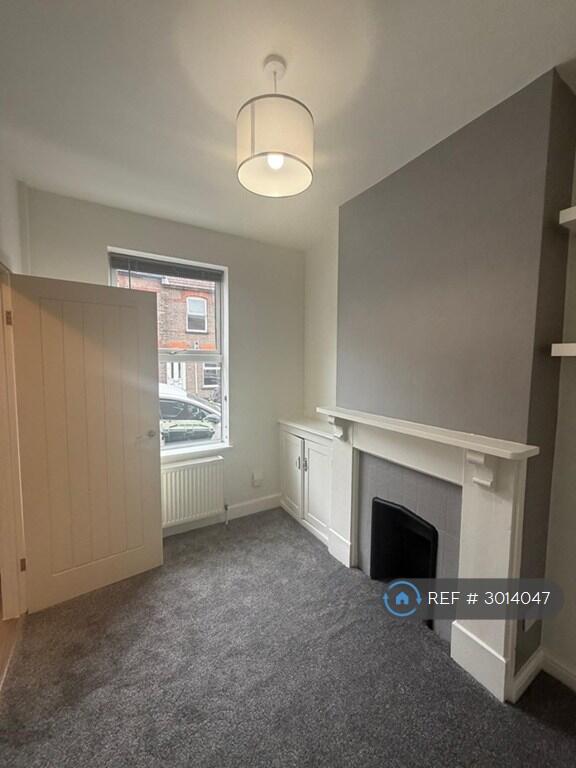 Main image of property: Ashton Road, Luton, LU1