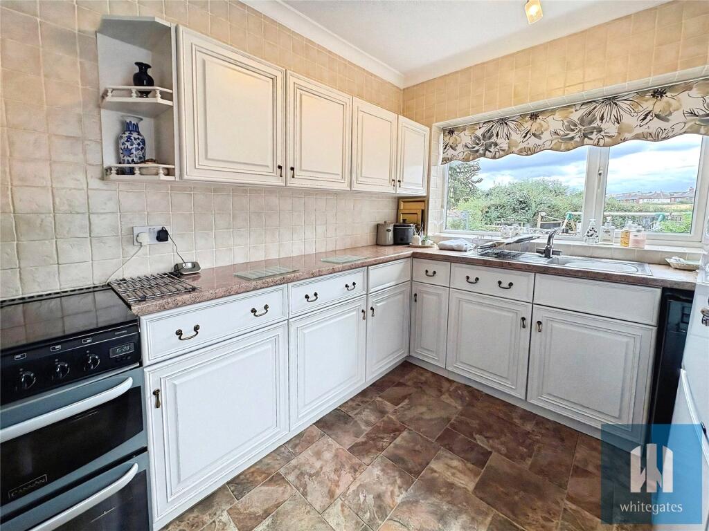 House in Wakefield - View 3