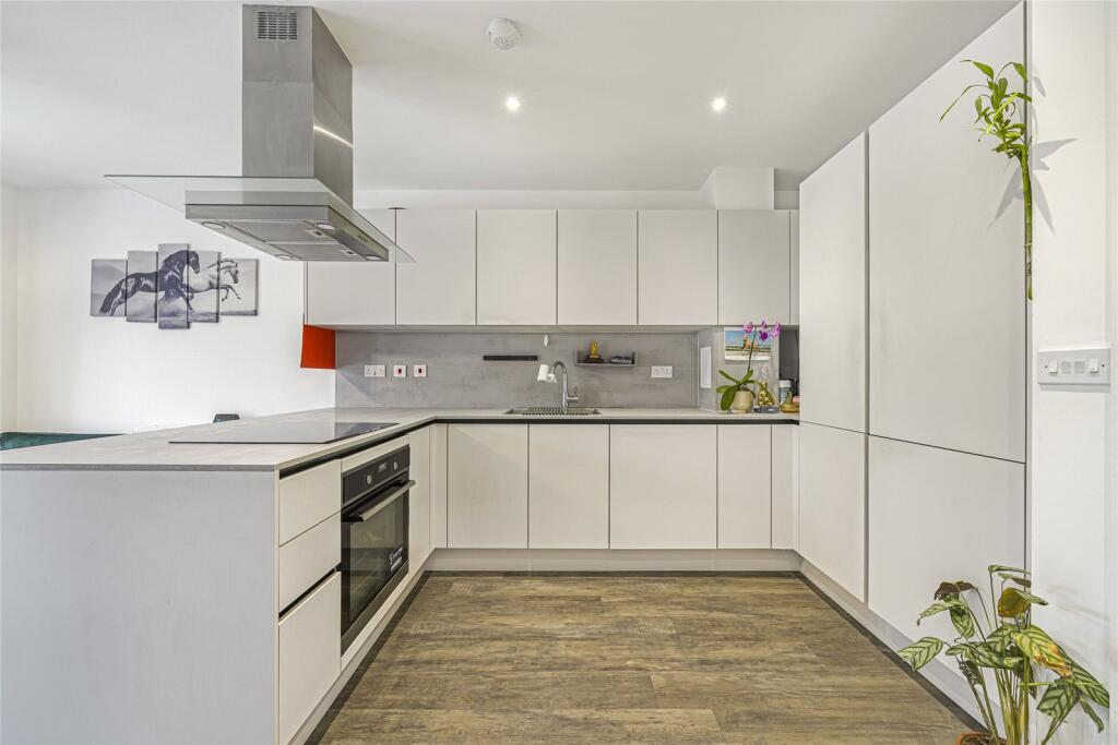 House in Dartford, Ashmere, Ebbsfleet Valley - View 4