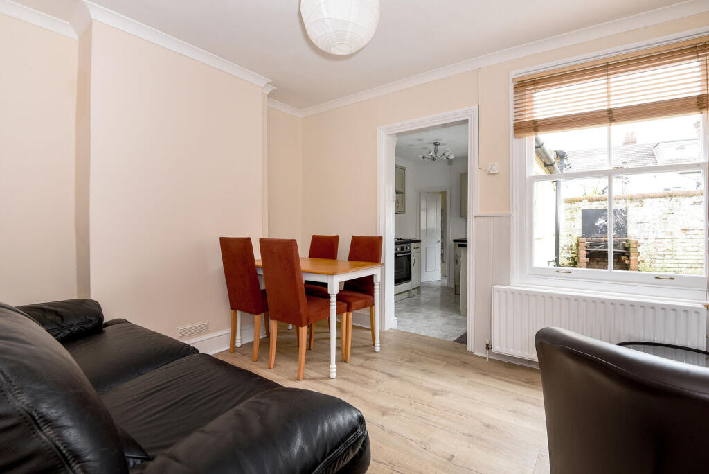 Queens Road, Guildford, GU1 - View 3
