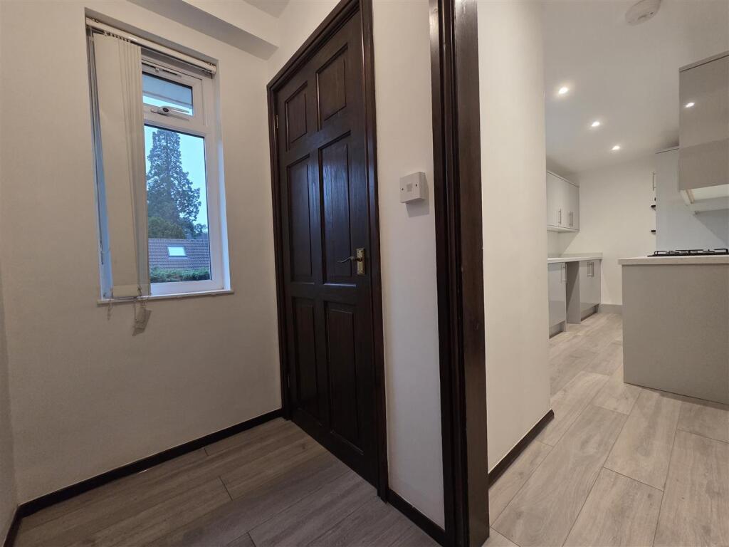 Apartment in Taunton - View 5