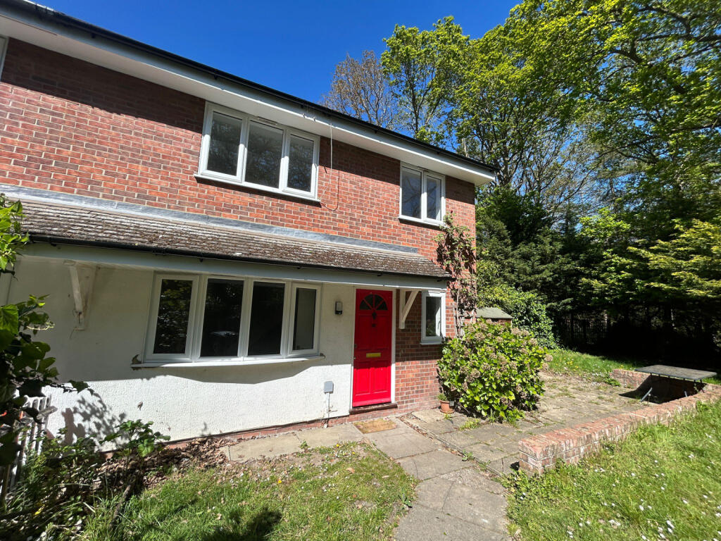 Main image of property: Hollymead Close, COLCHESTER, CO4 5UU