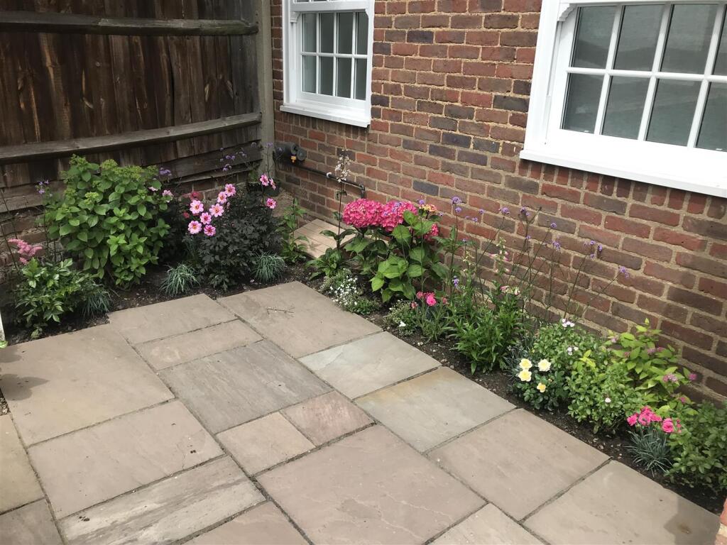 Additional image 10 of West End Lane, Essendon, Hatfield