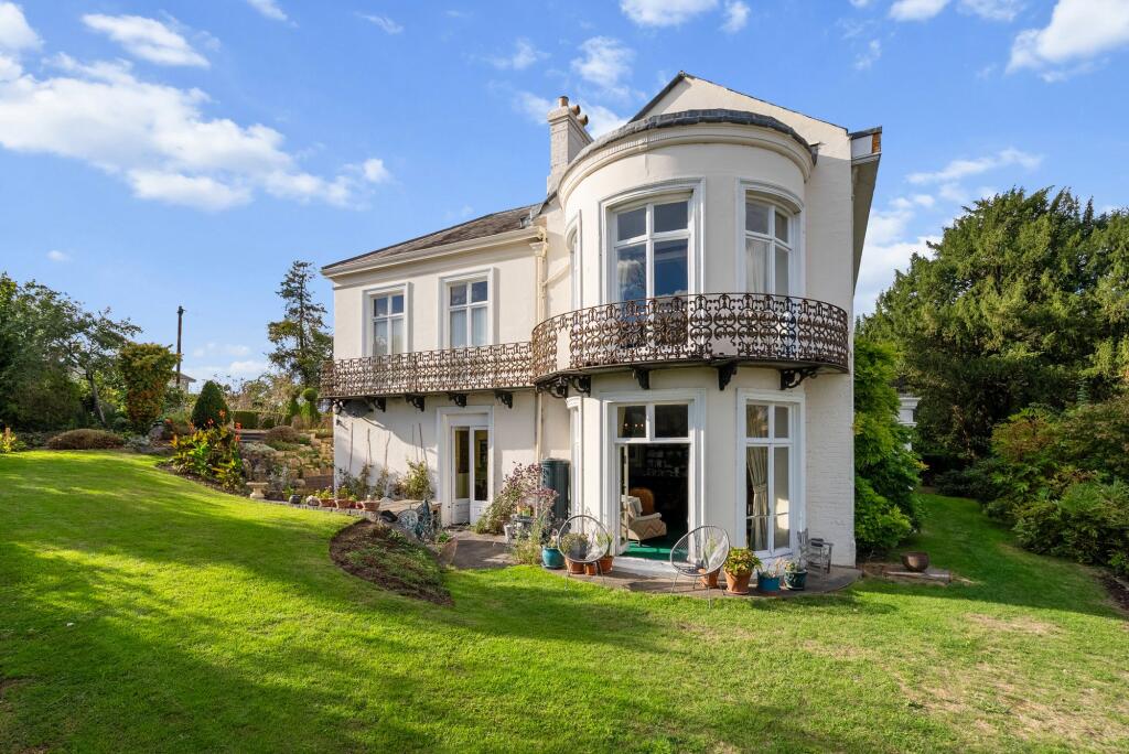 Main image of property: School Road, Evesham, WR11