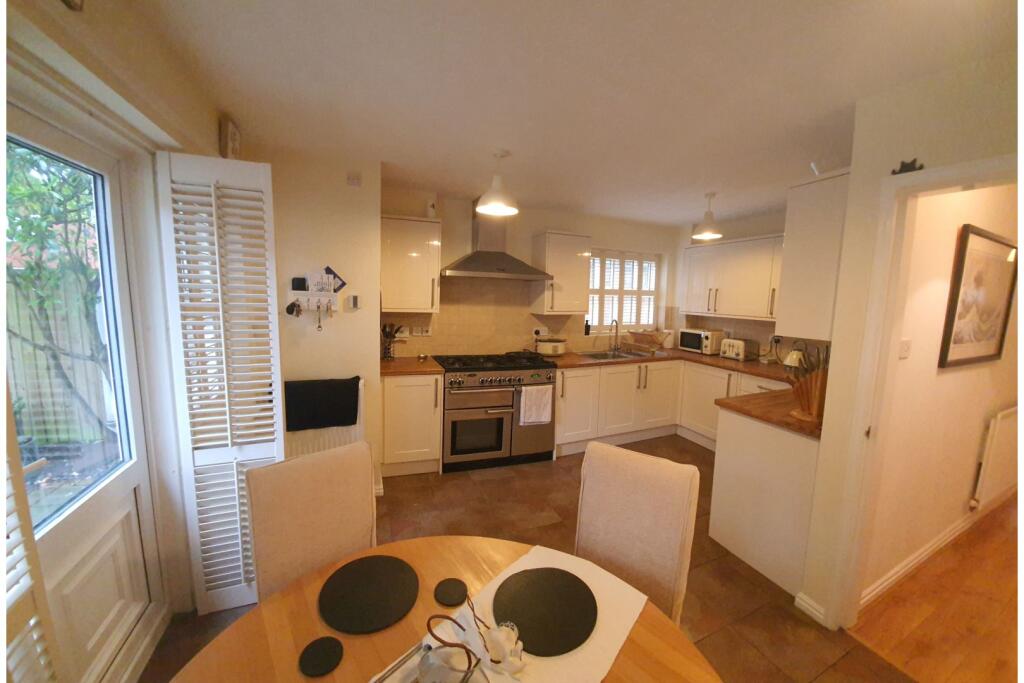 Dunmaston Avenue, Altrincham, WA15 photo 4
