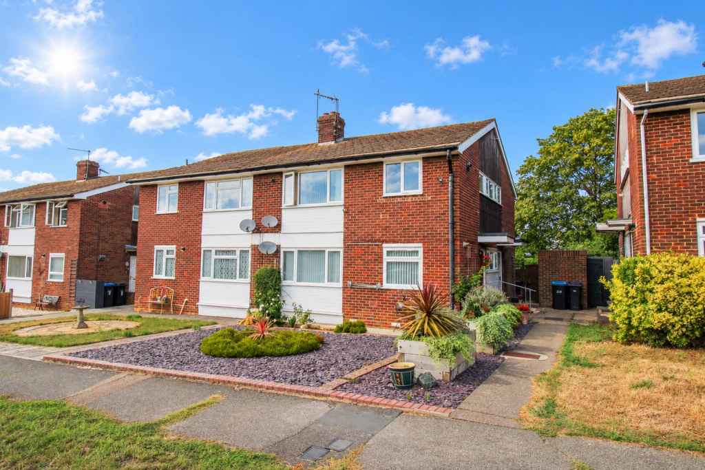 Main image of property: Cloverfield, Harlow