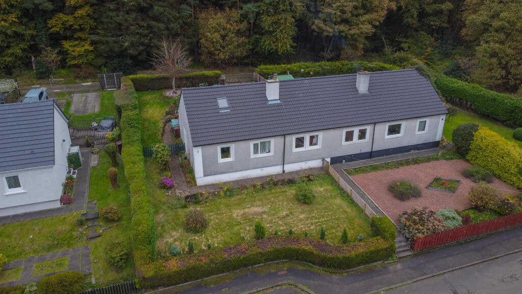 3-bed semi-detached on 3 Abronhill Cottage, Broom Road, Abronhill, Cumbernauld, North Lanarkshire, £175,000