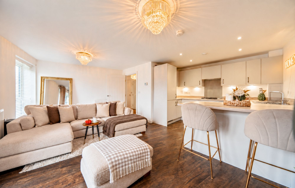 1-bed flat on Birkdale Close, Chatham, Kent. ME5, £175,000