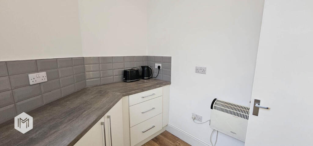 Additional image 40 of Colne Road, Burnley, BB10 1DU